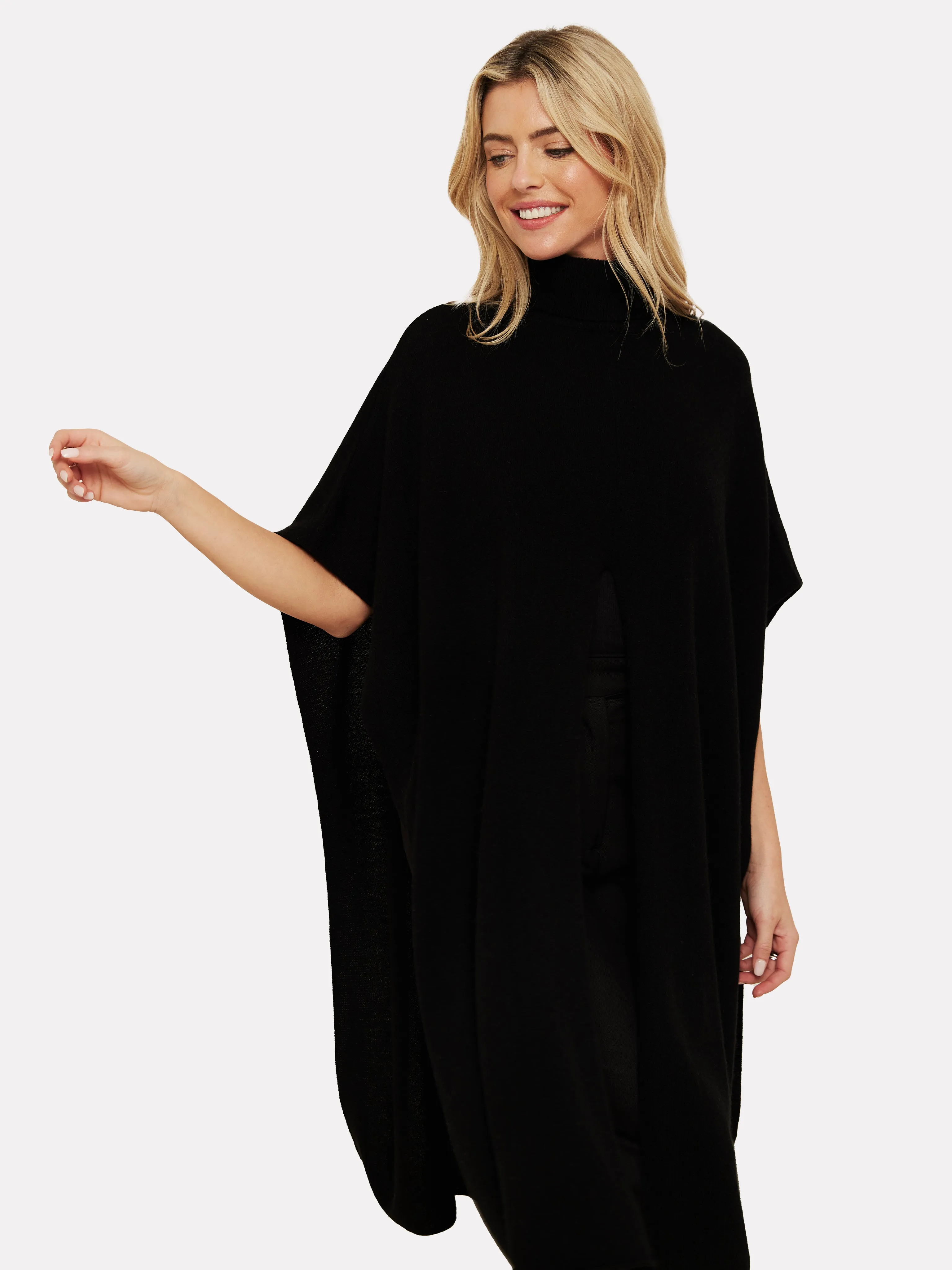 Gigi Poncho