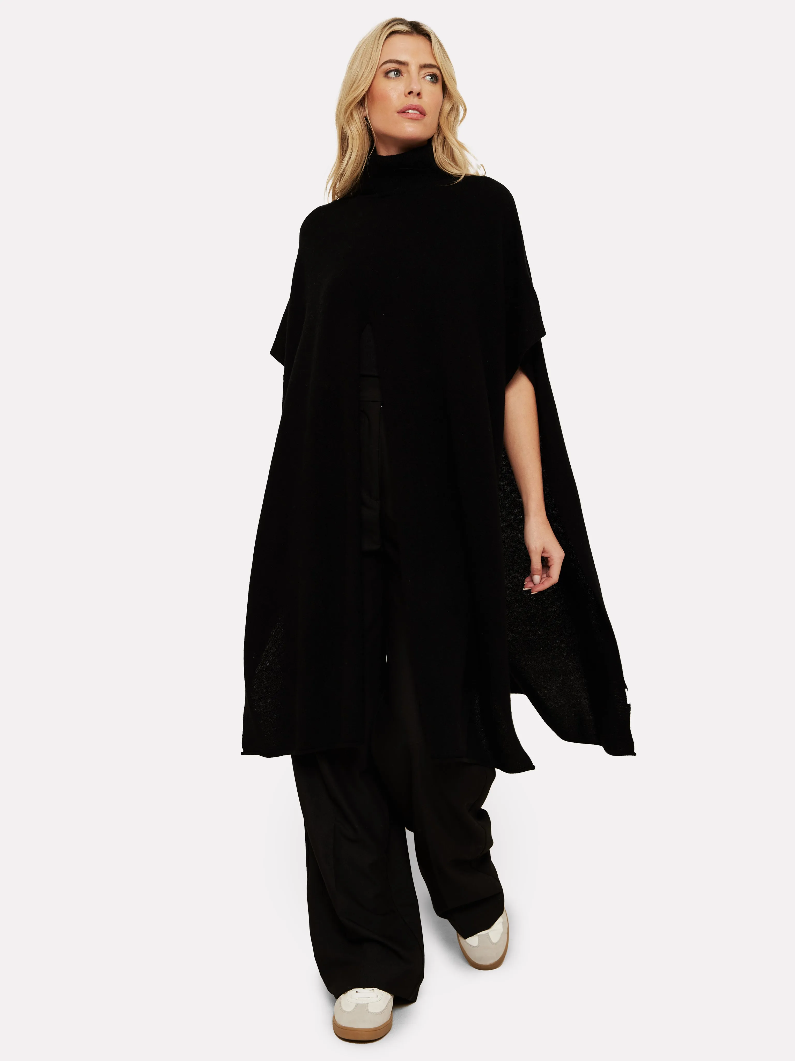 Gigi Poncho