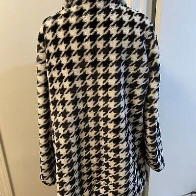 NWT Ellie & Kate Blk/White Houndstooth Jacket Faux Fur Hook & Eye Closing Size M