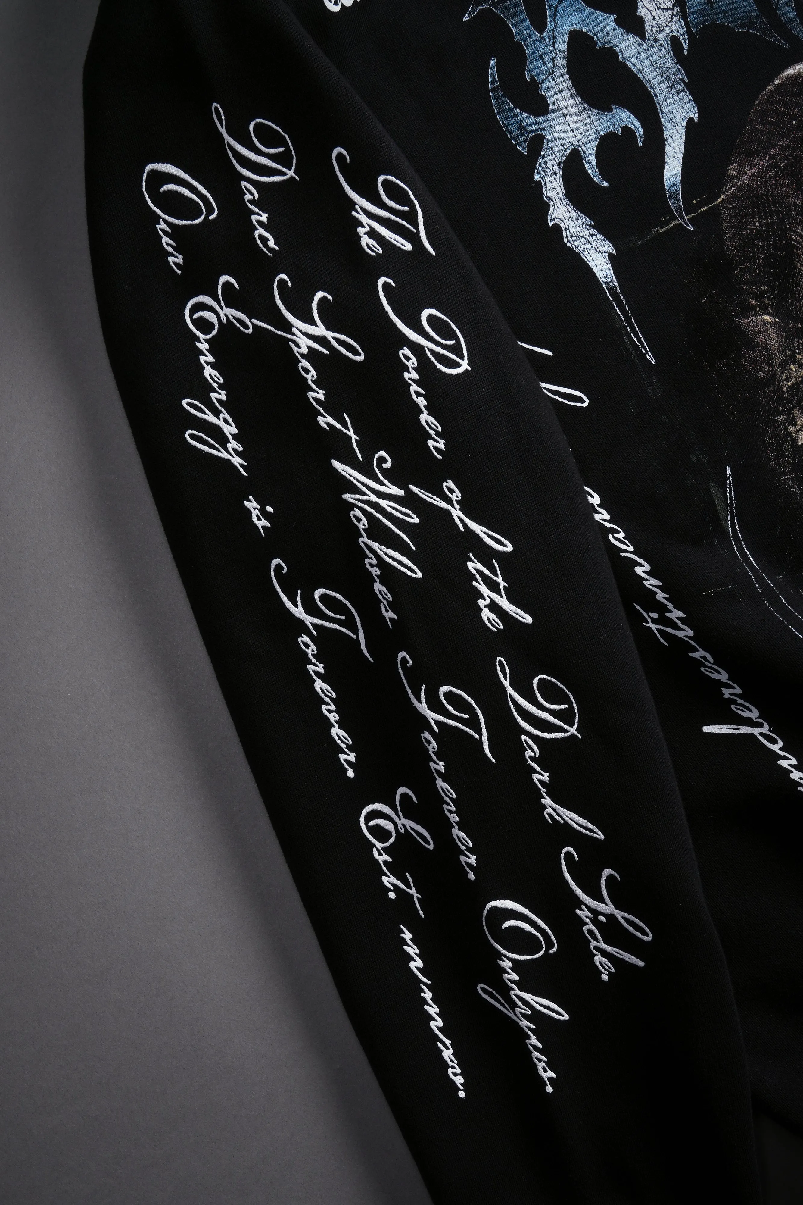 Rule The Galaxy London Crewneck in Black